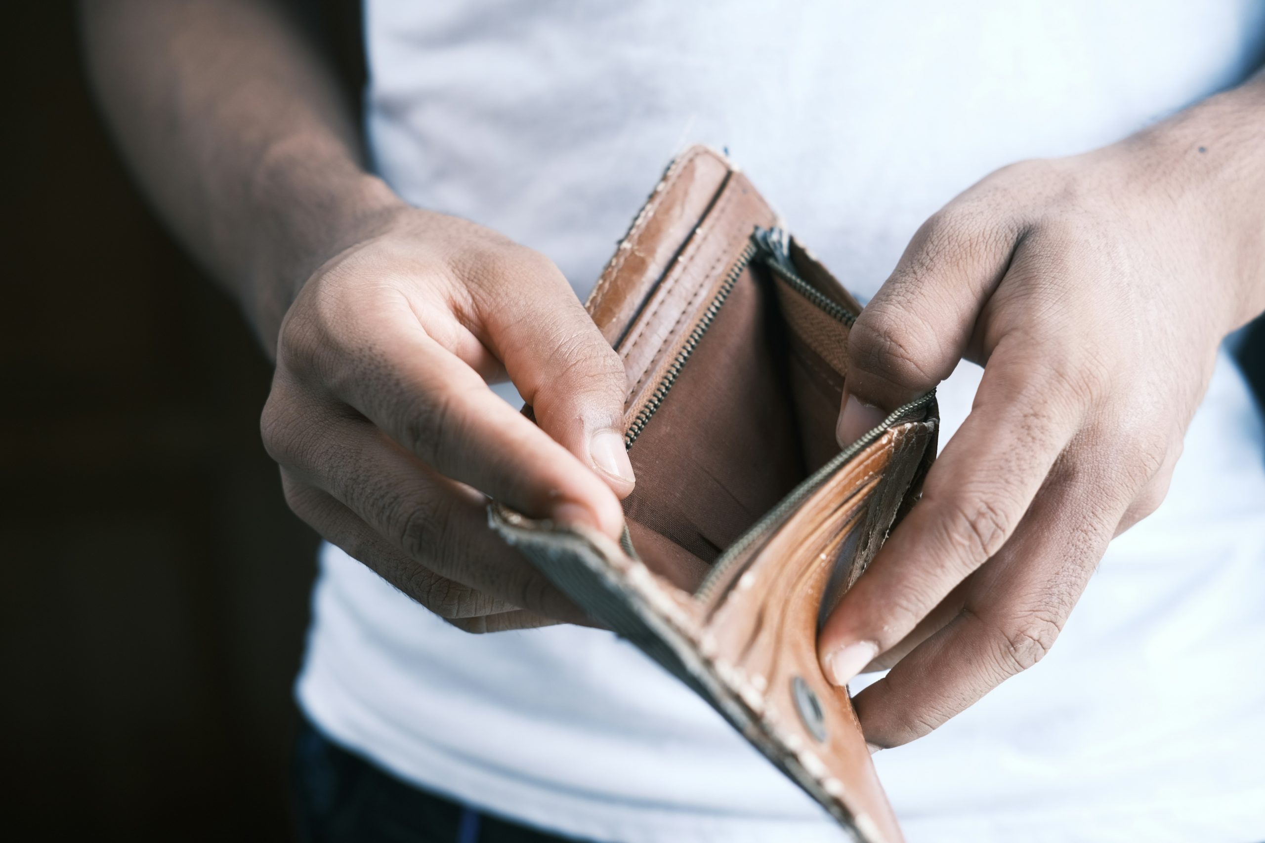 empty wallet in hands